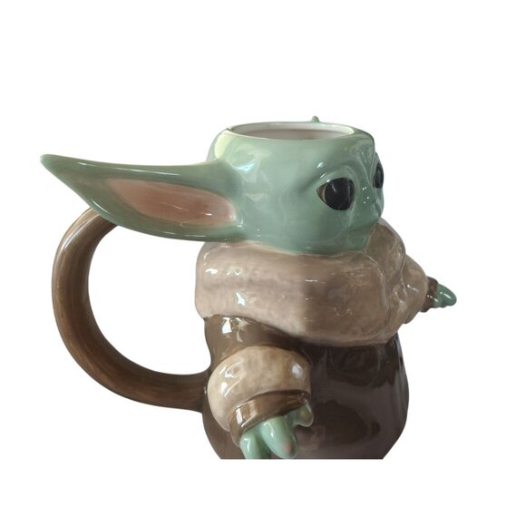 Mug Star Wars Baby Yoda Ceramic Coffee Mug 3D Design 10 Oz Cute & Collectible Gi - Picture 5 of 16
